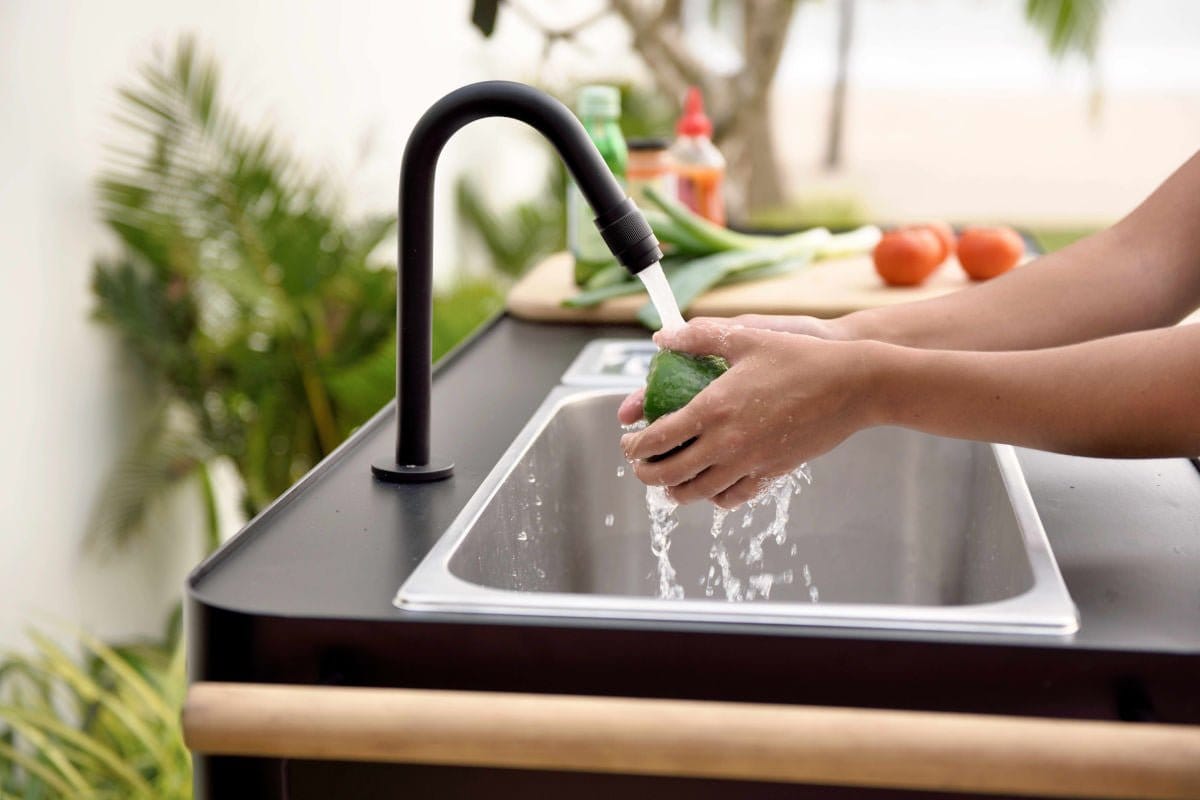 Portals Dark Outdoor Kitchen - | Patioza