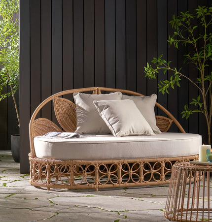 Outdoor Wicker Daybed With Pillows - Light Brown / Beige - Daybeds | Patioza