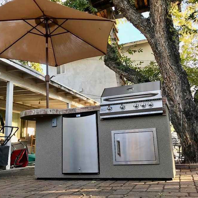 Kokomo Grill BBQ Island Maui 7'6" with 33" Round Bar, LED Lights & Built - In BBQ - Outdoor Kitchen | Patioza