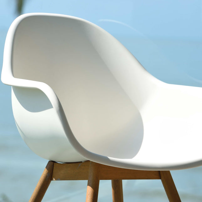 Rinjani Rectangular Table and 6 Chamonix Arm Chair