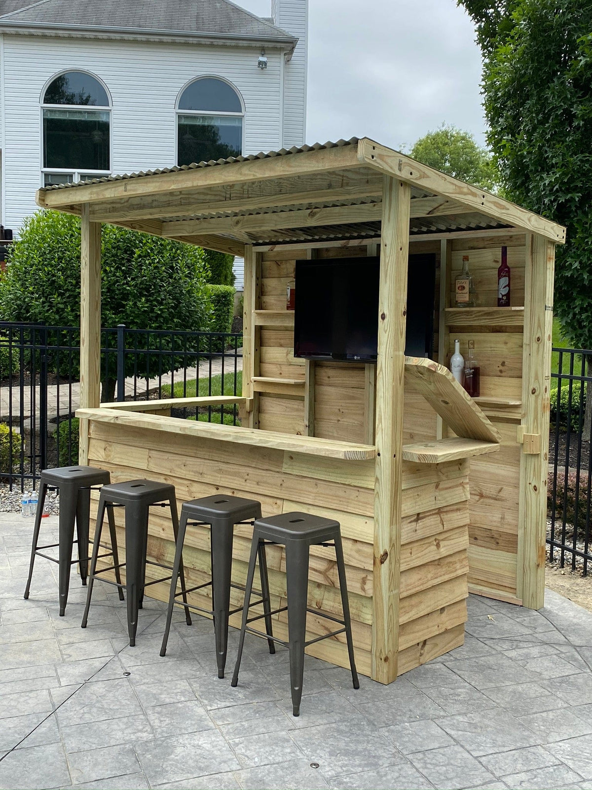 8 x 5 The Castlebar (MEDIUM) - Outdoor Bar Structures | Patioza