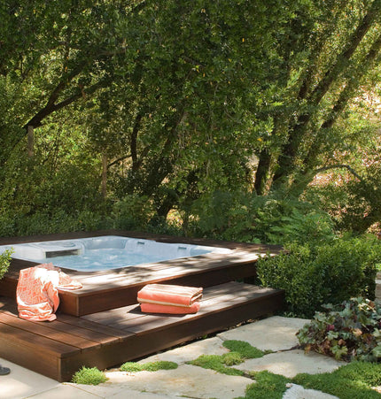 Colorado Hot Tub Spa – 5' x 7' Outdoor Spa for 4 Adults