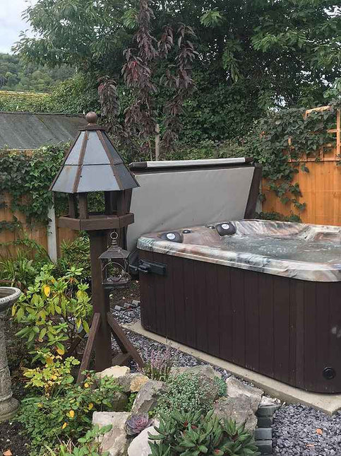 Quattro Hot Tub 4 - Person Spa – Compact Design with Lounger and Captain’s Chair - Hot Tubs | Patioza