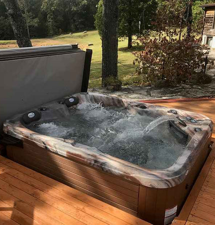 Pioneer 5 - Person Hot Tub – Compact Luxury with Dual Captain’s Chairs for Ultimate Relaxation - Hot Tubs | Patioza