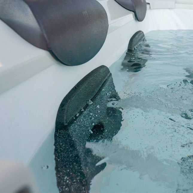 MSpa Oslo Supreme 6-Person 120 Jets Square Spa W/ LED Lights & Integrated App Control [F-OS063W] (SAK93516) - Hot Tubs | Patioza