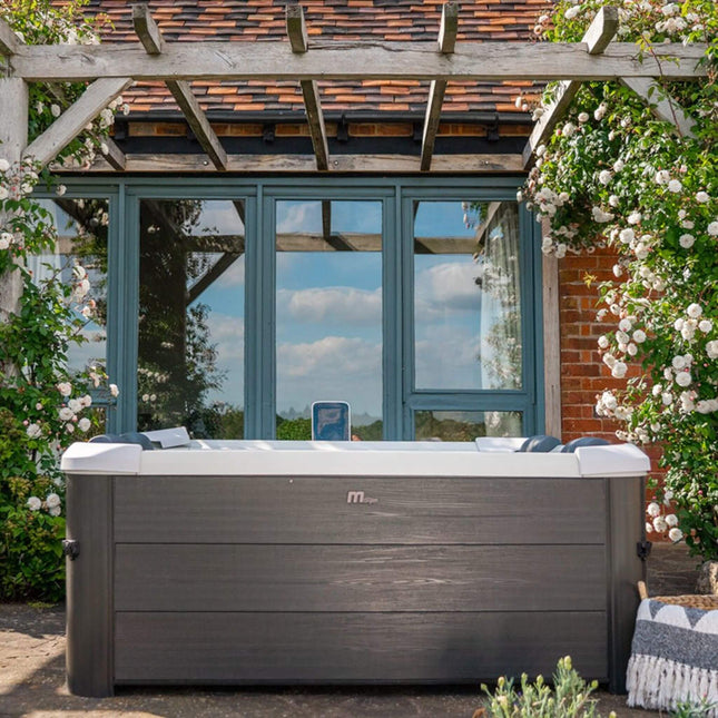 MSpa Oslo Supreme 6-Person 120 Jets Square Spa W/ LED Lights & Integrated App Control [F-OS063W] (SAK93516) - Hot Tubs | Patioza